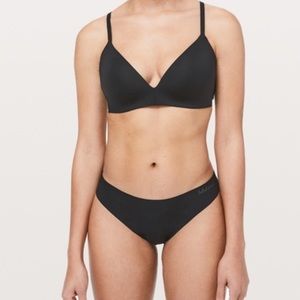 Lululemon Take Shape Bra Black